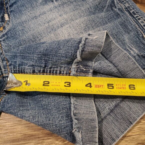 Wallflower Junior's Size 5 Jean Shorts Two Button - Picture 10 of 10